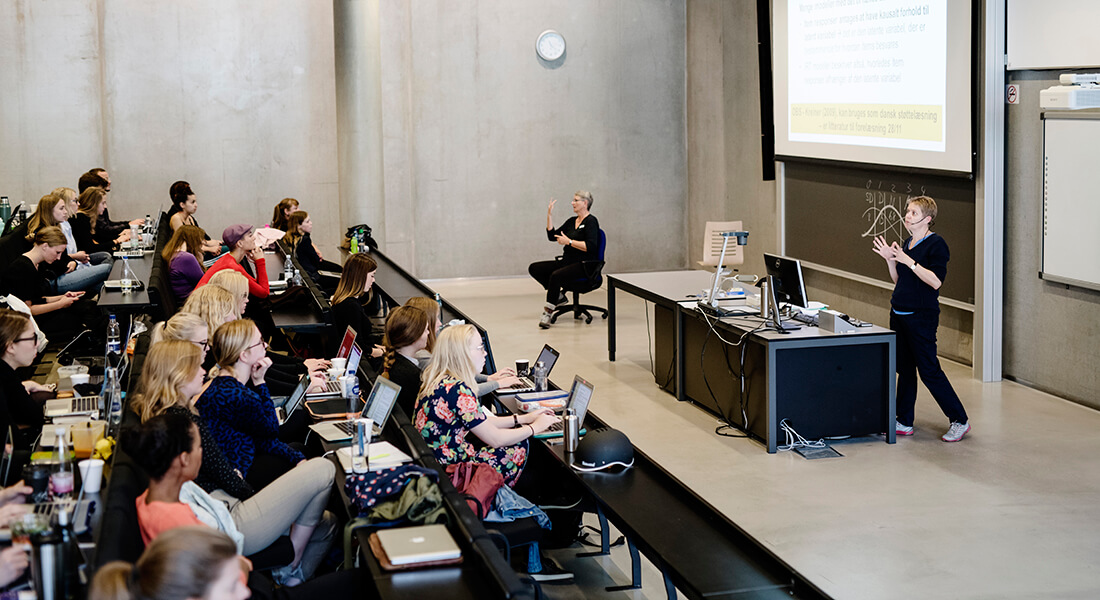 Lecture. Photo: Jakob Dall